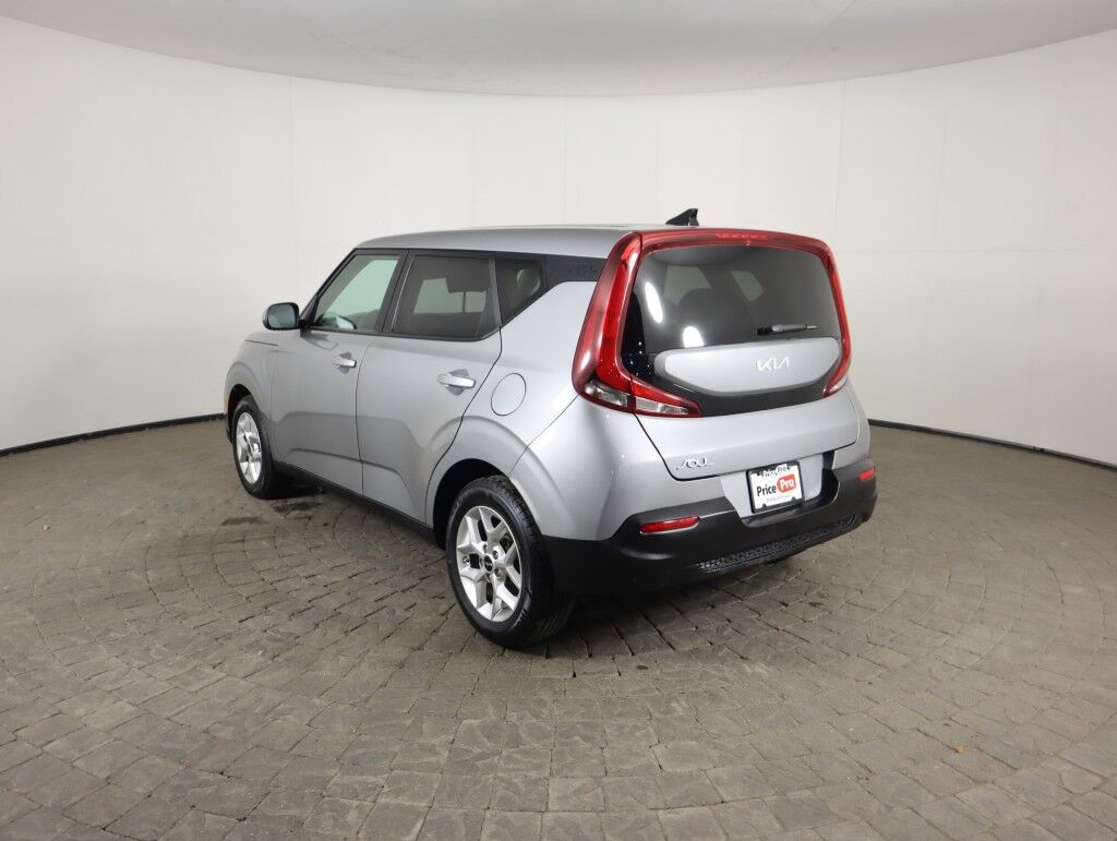 2022 Kia Soul LX IVT Maumee OH