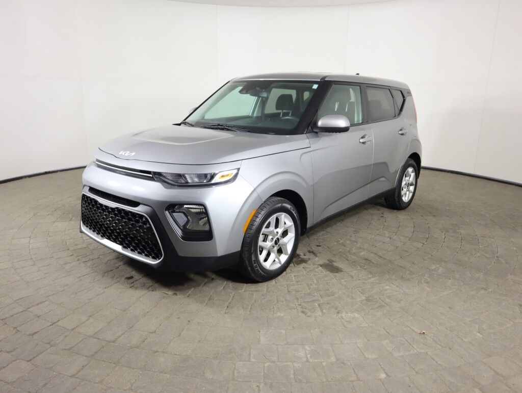 2022 Kia Soul LX IVT Maumee OH