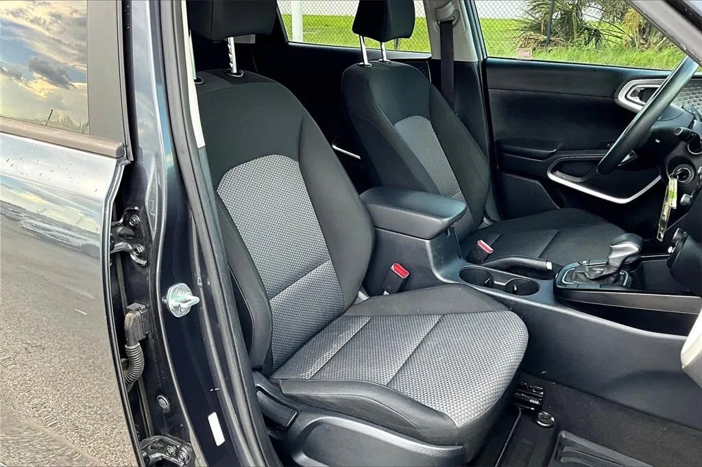 2022 Kia Soul LX Wagon 4D Maitland FL