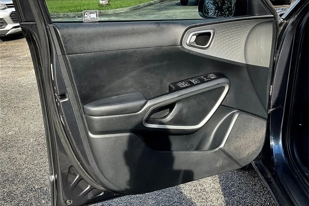 2022 Kia Soul LX Wagon 4D Maitland FL