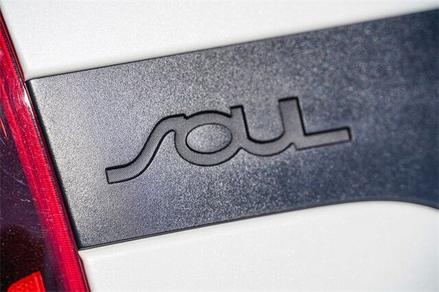 2022 Kia Soul LX Moreno Valley CA