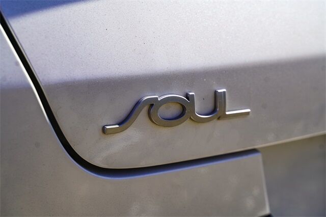 2022 Kia Soul LX Moreno Valley CA