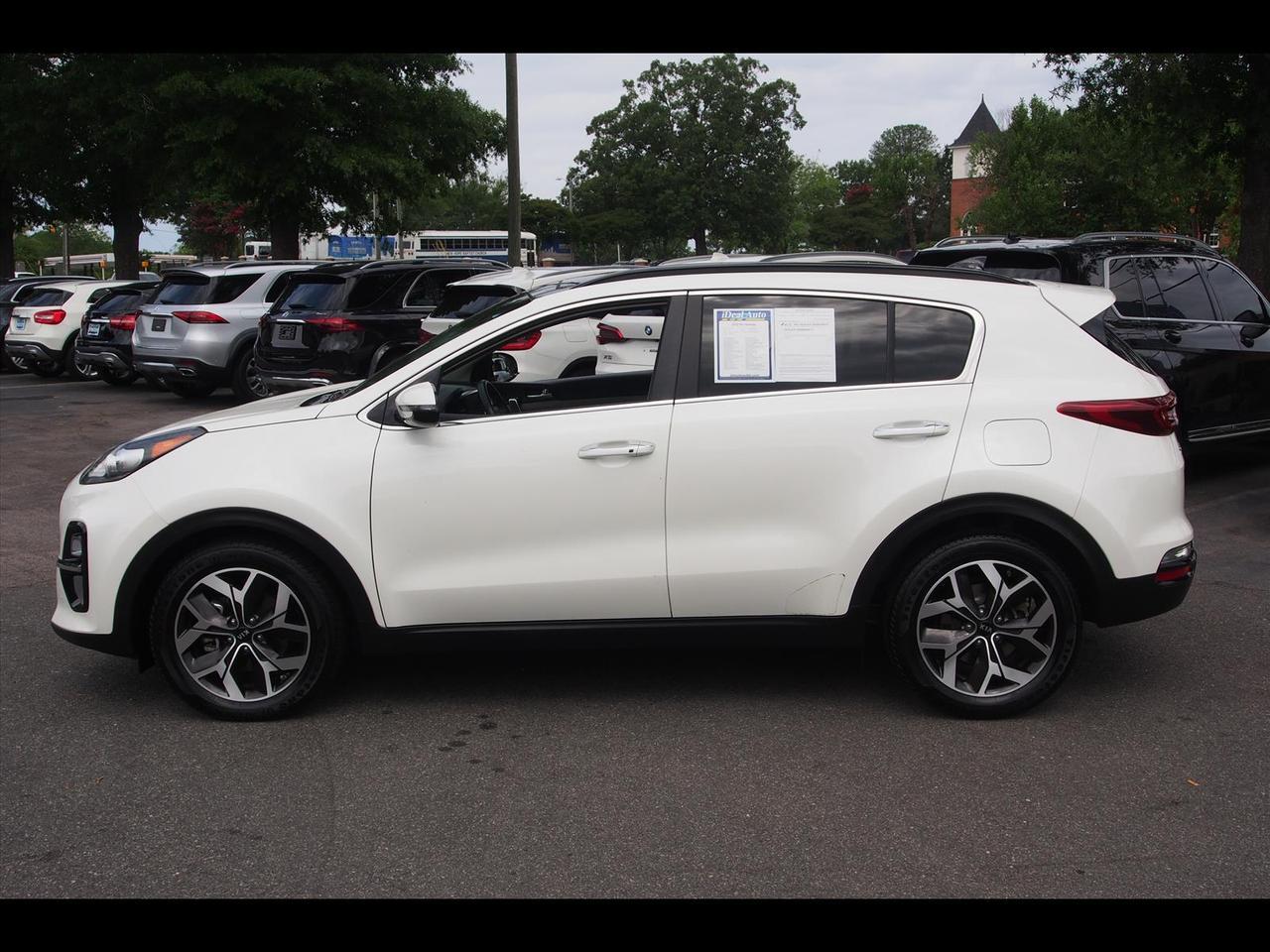 2022 Kia Sportage EX