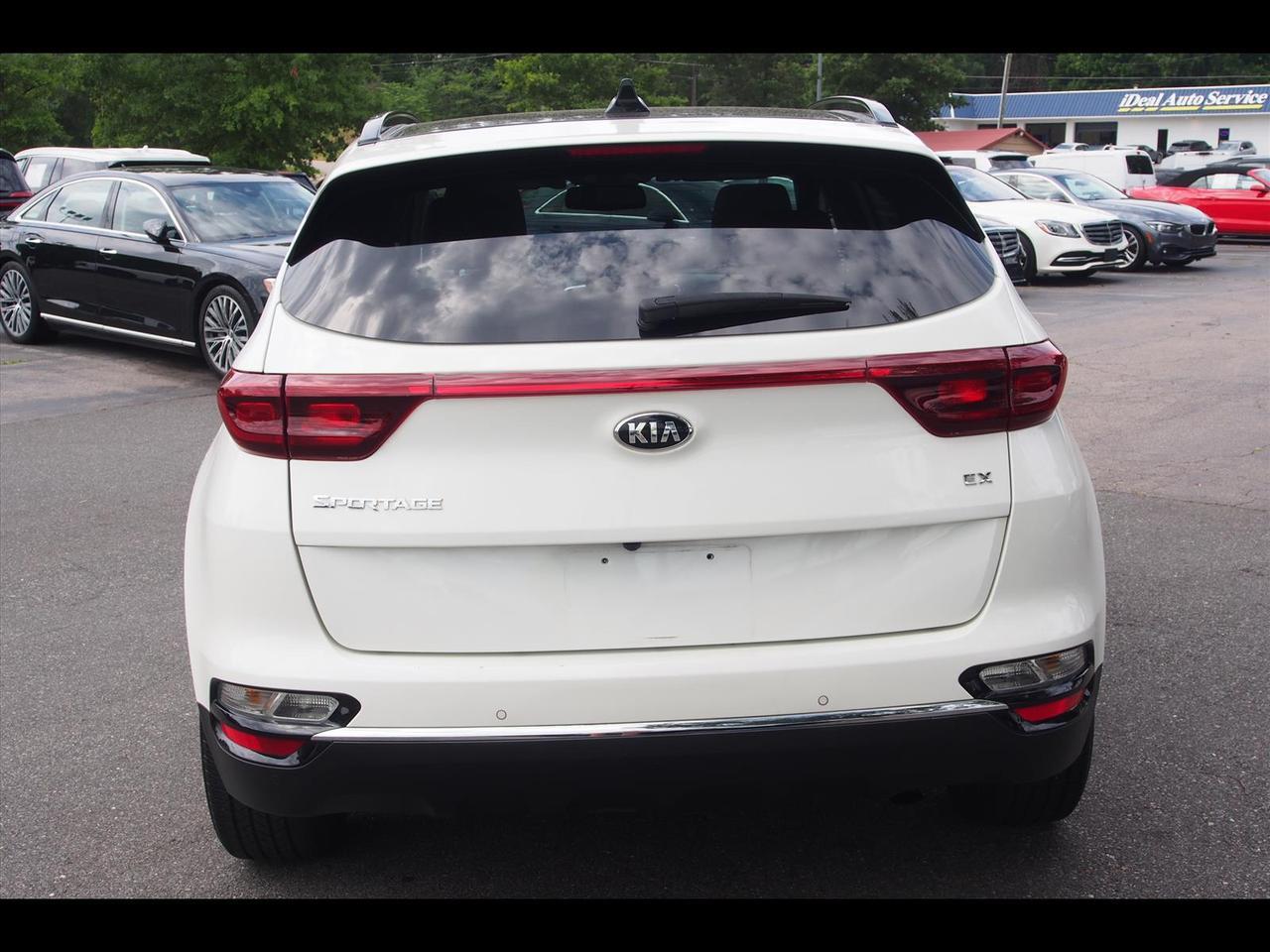 2022 Kia Sportage EX