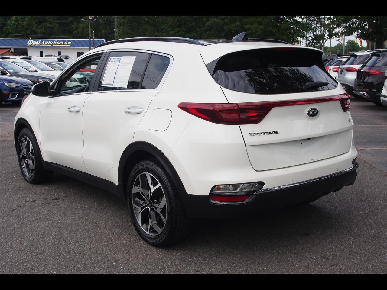 2022 Kia Sportage EX