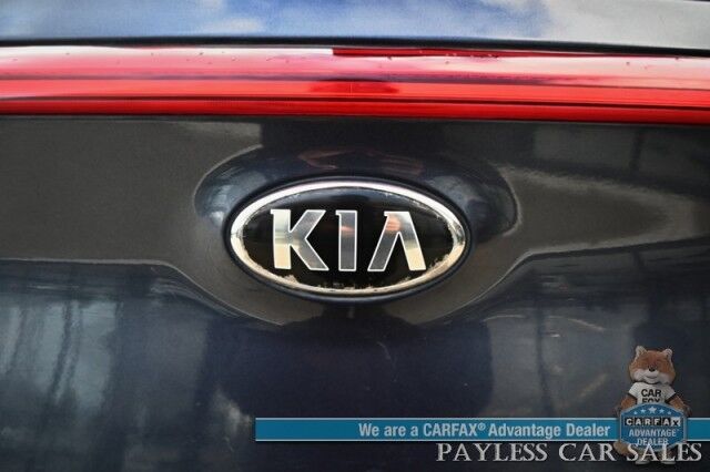 2022 Kia Sportage LX / AWD / Automatic / Lane Keep Assist & Forward Collision Alert / Apple CarPlay & Android Auto / Daytime Running Lights / Aluminum Wheels / Back Up Camera / 26 MPG / Only 36K Miles / 1-Owner Anchorage AK