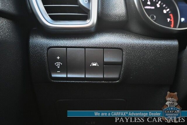 2022 Kia Sportage LX / AWD / Automatic / Lane Keep Assist & Forward Collision Alert / Apple CarPlay & Android Auto / Daytime Running Lights / Aluminum Wheels / Back Up Camera / 26 MPG / Only 36K Miles / 1-Owner Anchorage AK