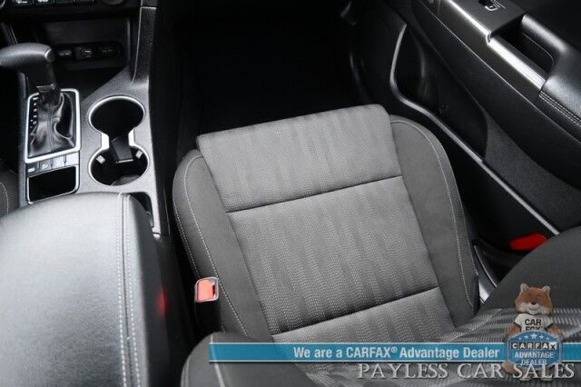 2022 Kia Sportage LX / AWD / Automatic / Lane Keep Assist & Forward Collision Alert / Apple CarPlay & Android Auto / Daytime Running Lights / Aluminum Wheels / Back Up Camera / 26 MPG / Only 36K Miles / 1-Owner Anchorage AK