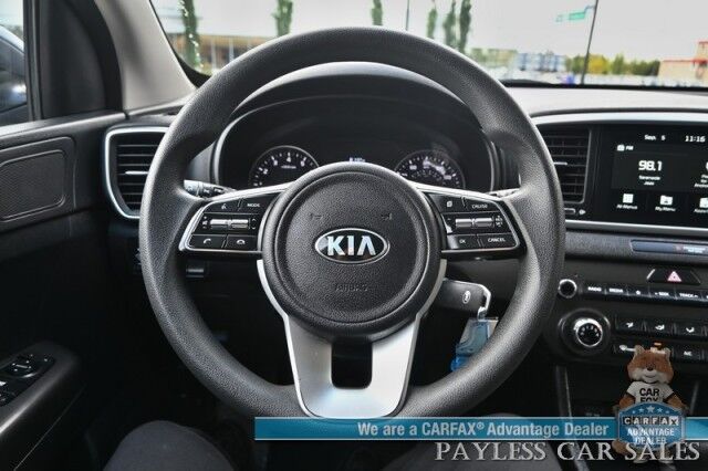 2022 Kia Sportage LX / AWD / Automatic / Lane Keep Assist & Forward Collision Alert / Apple CarPlay & Android Auto / Daytime Running Lights / Aluminum Wheels / Back Up Camera / 26 MPG / Only 36K Miles / 1-Owner Anchorage AK