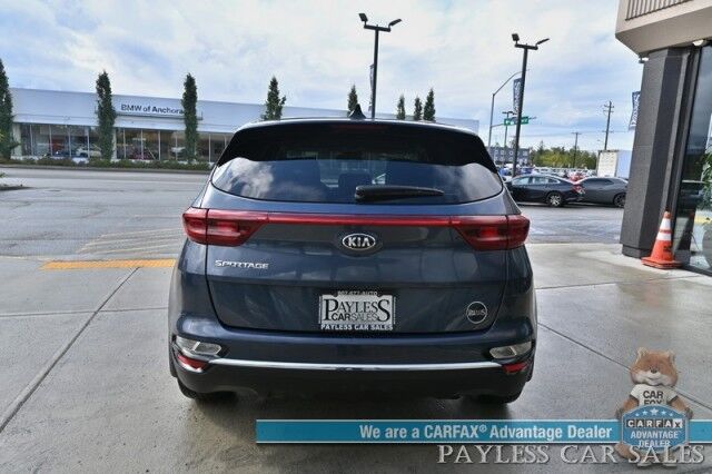 2022 Kia Sportage LX / AWD / Automatic / Lane Keep Assist & Forward Collision Alert / Apple CarPlay & Android Auto / Daytime Running Lights / Aluminum Wheels / Back Up Camera / 26 MPG / Only 36K Miles / 1-Owner Anchorage AK