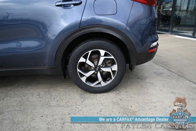 2022 Kia Sportage LX / AWD / Automatic / Lane Keep Assist & Forward Collision Alert / Apple CarPlay & Android Auto / Daytime Running Lights / Aluminum Wheels / Back Up Camera / 26 MPG / Only 36K Miles / 1-Owner Anchorage AK