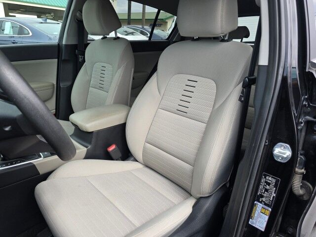2022 Kia Sportage LX photo 26