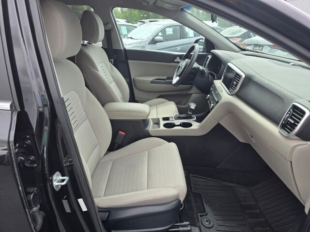 2022 Kia Sportage LX photo 13