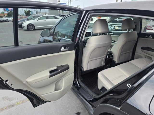 2022 Kia Sportage LX photo 20
