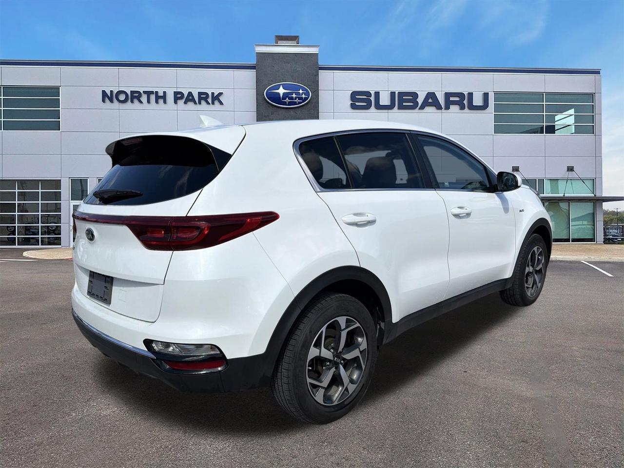 2022 Kia Sportage LX