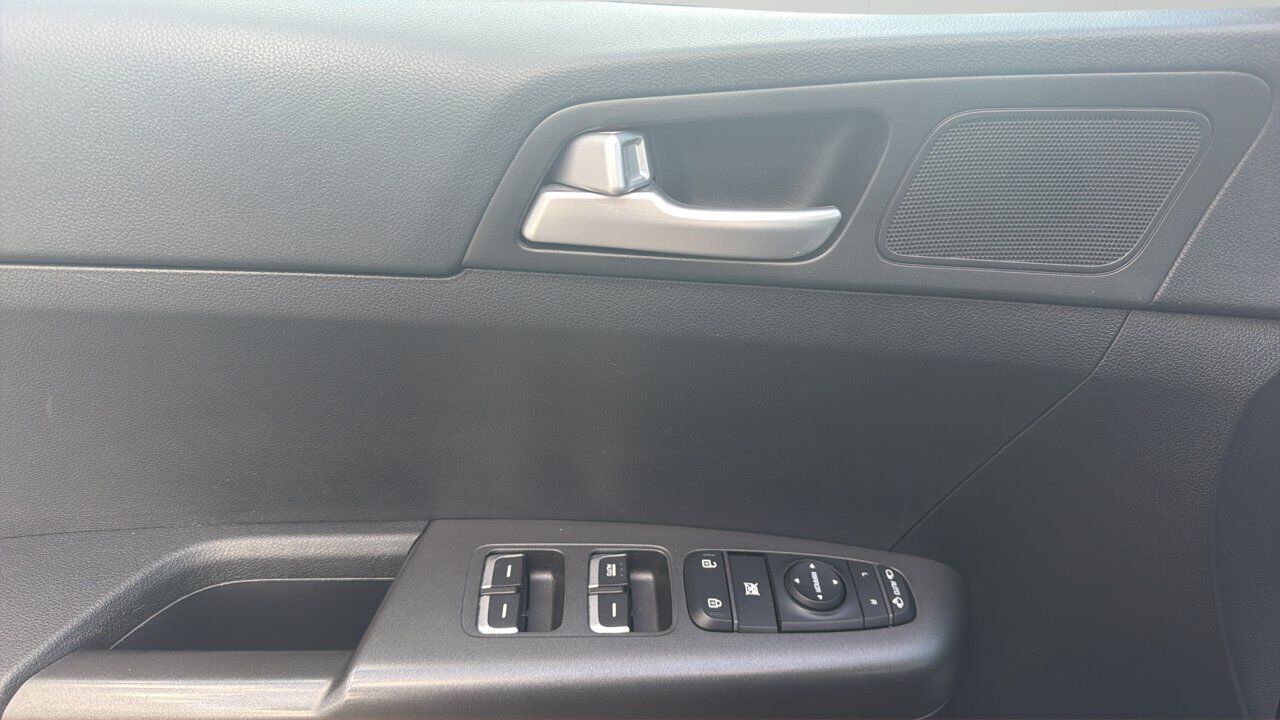 2022 Kia Sportage LX Sherwood Park AB