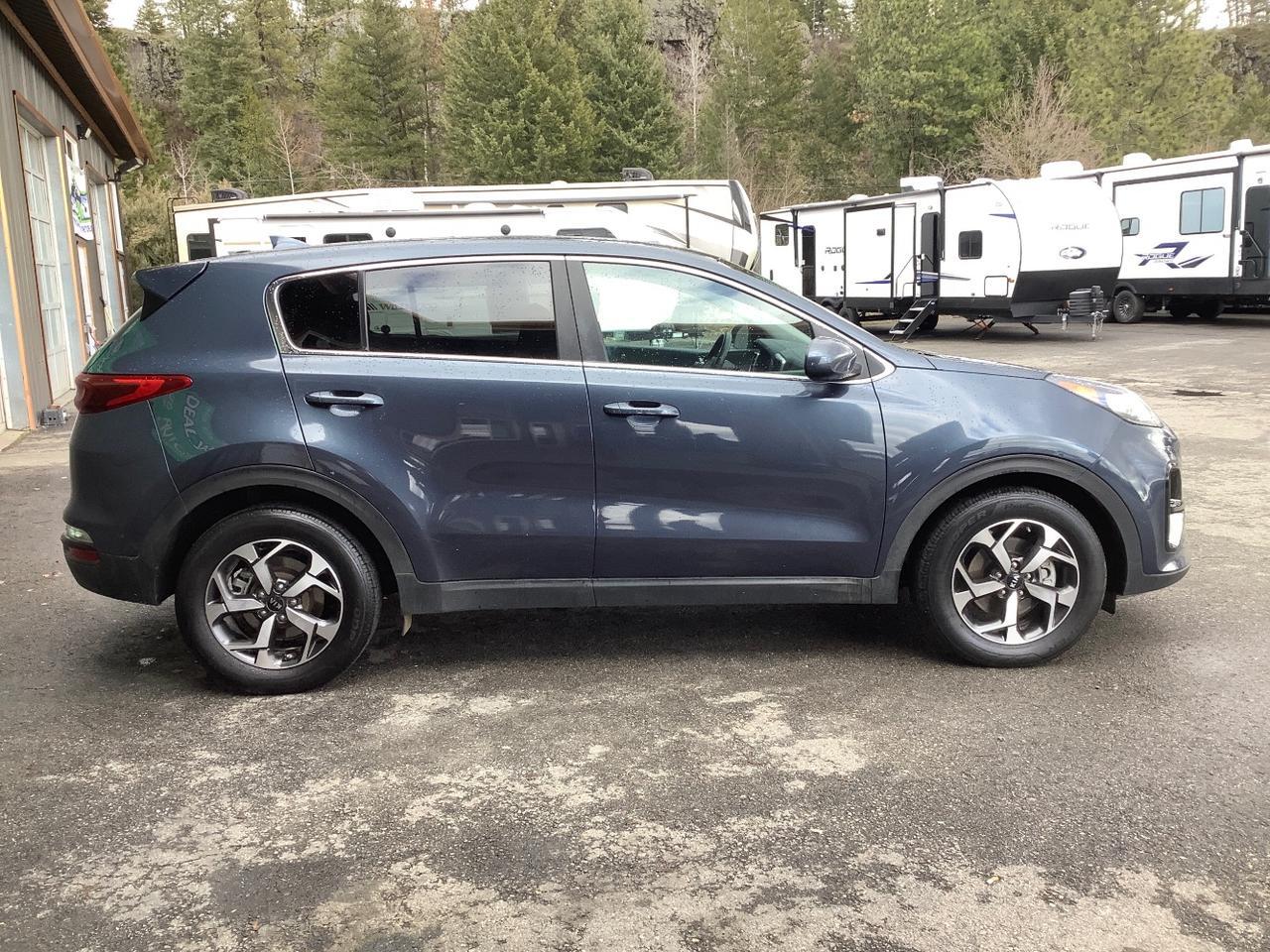 2022 Kia Sportage LX