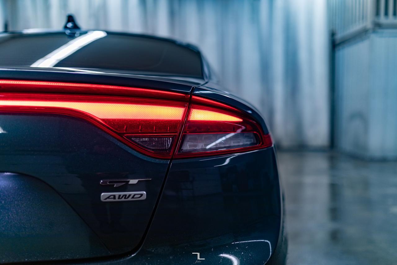 2022 Kia Stinger AWD GT Elite Leather Roof Nav BCam Red Deer AB