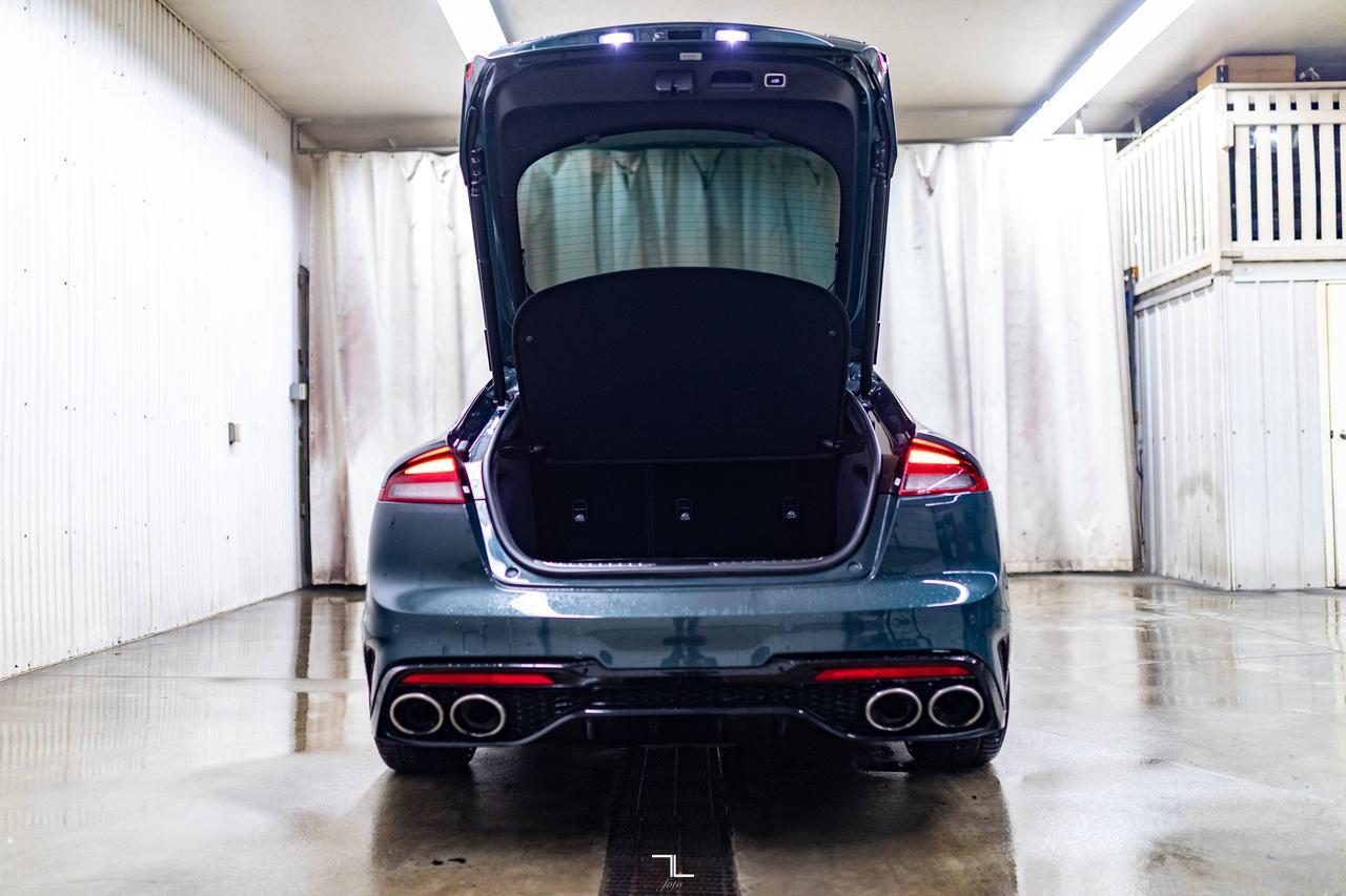 2022 Kia Stinger AWD GT Elite Leather Roof Nav BCam Red Deer AB