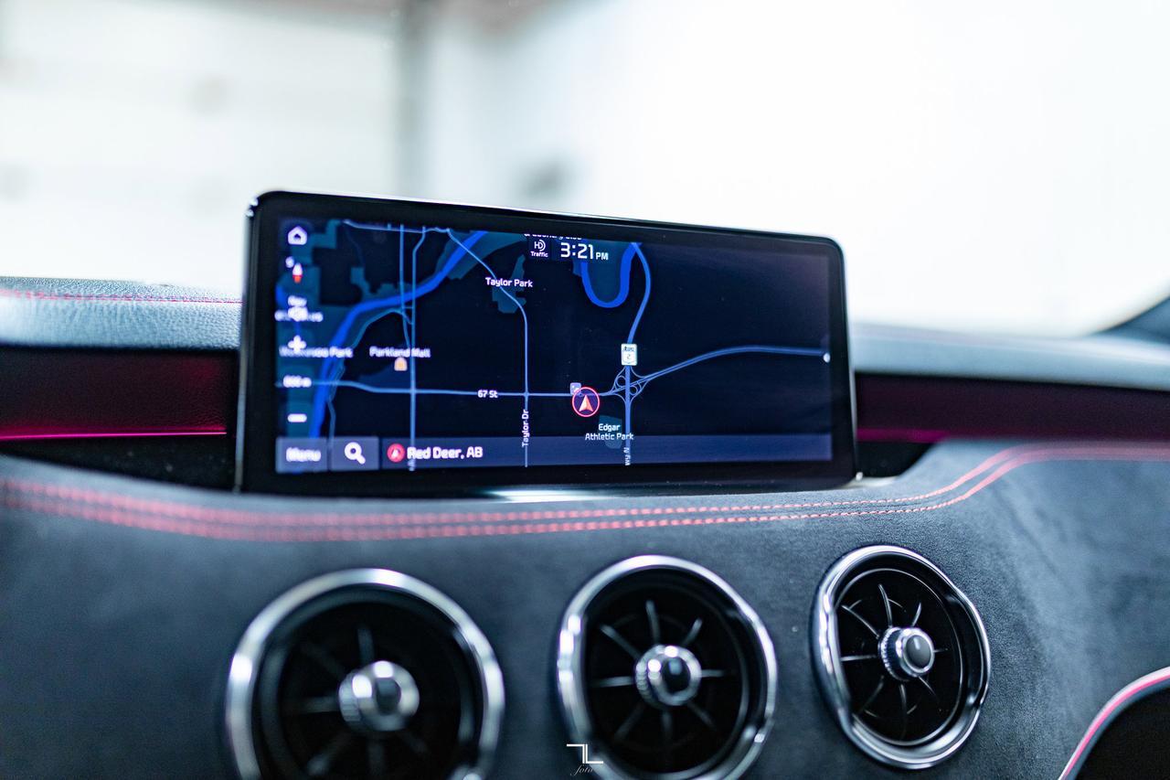 2022 Kia Stinger AWD GT Elite Leather Roof Nav BCam Red Deer AB