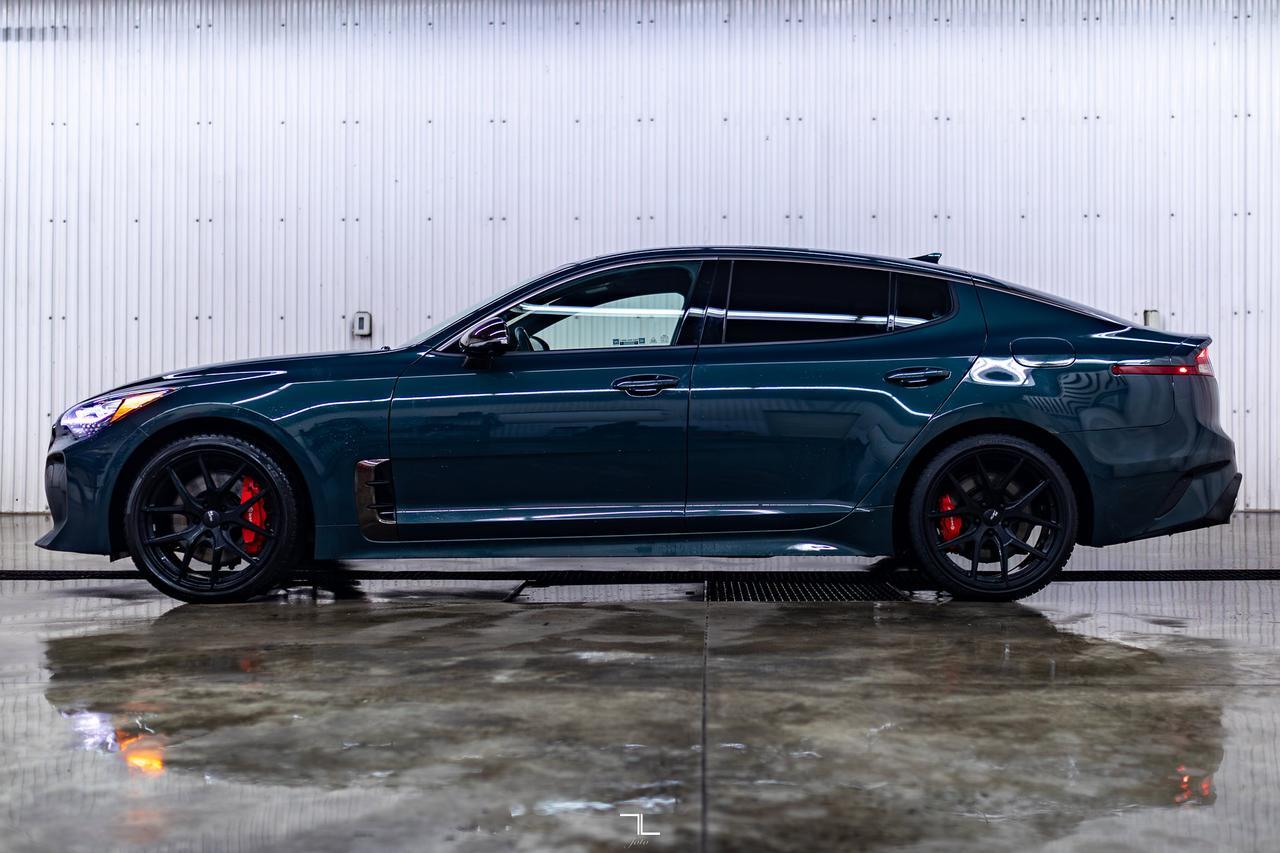 2022 Kia Stinger AWD GT Elite Leather Roof Nav BCam Red Deer AB