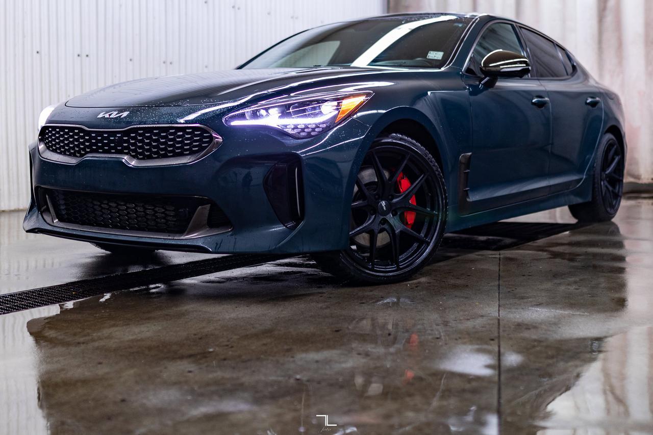 2022 Kia Stinger AWD GT Elite Leather Roof Nav BCam Red Deer AB