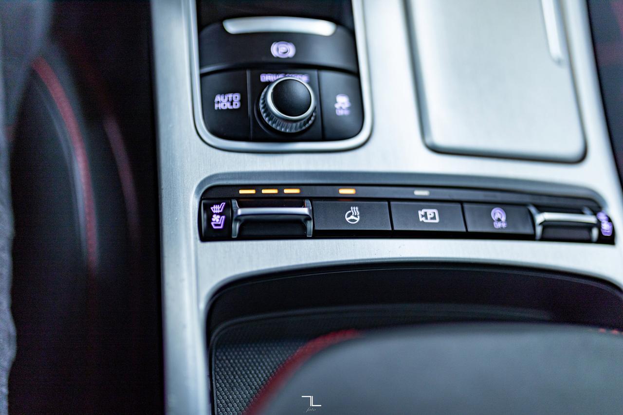 2022 Kia Stinger AWD GT Elite Leather Roof Nav BCam Red Deer AB