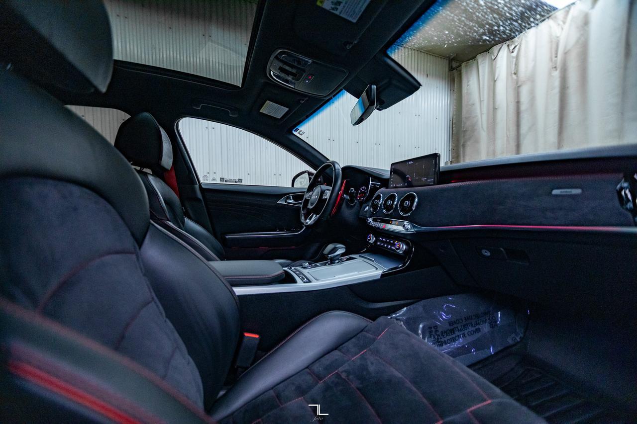 2022 Kia Stinger AWD GT Elite Leather Roof Nav BCam Red Deer AB