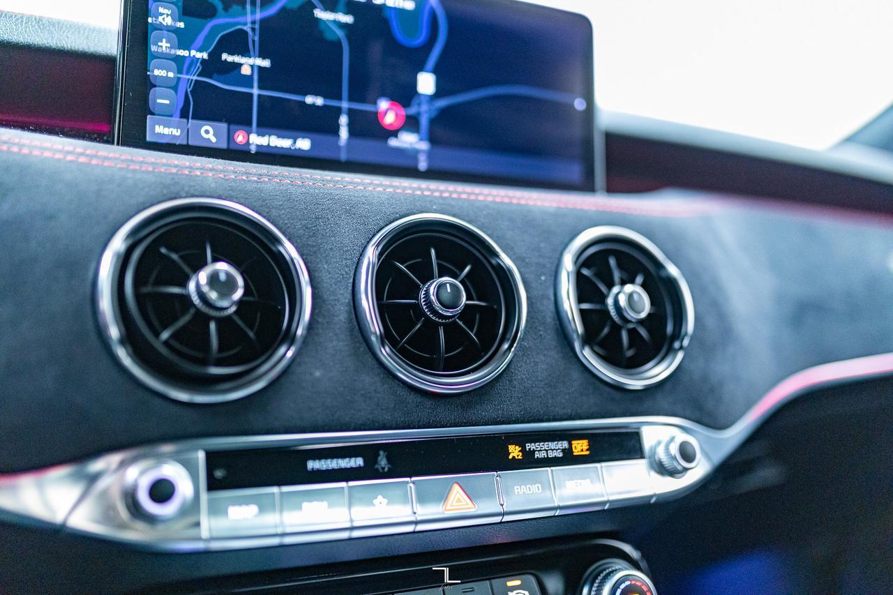 2022 Kia Stinger AWD GT Elite Leather Roof Nav BCam Red Deer AB