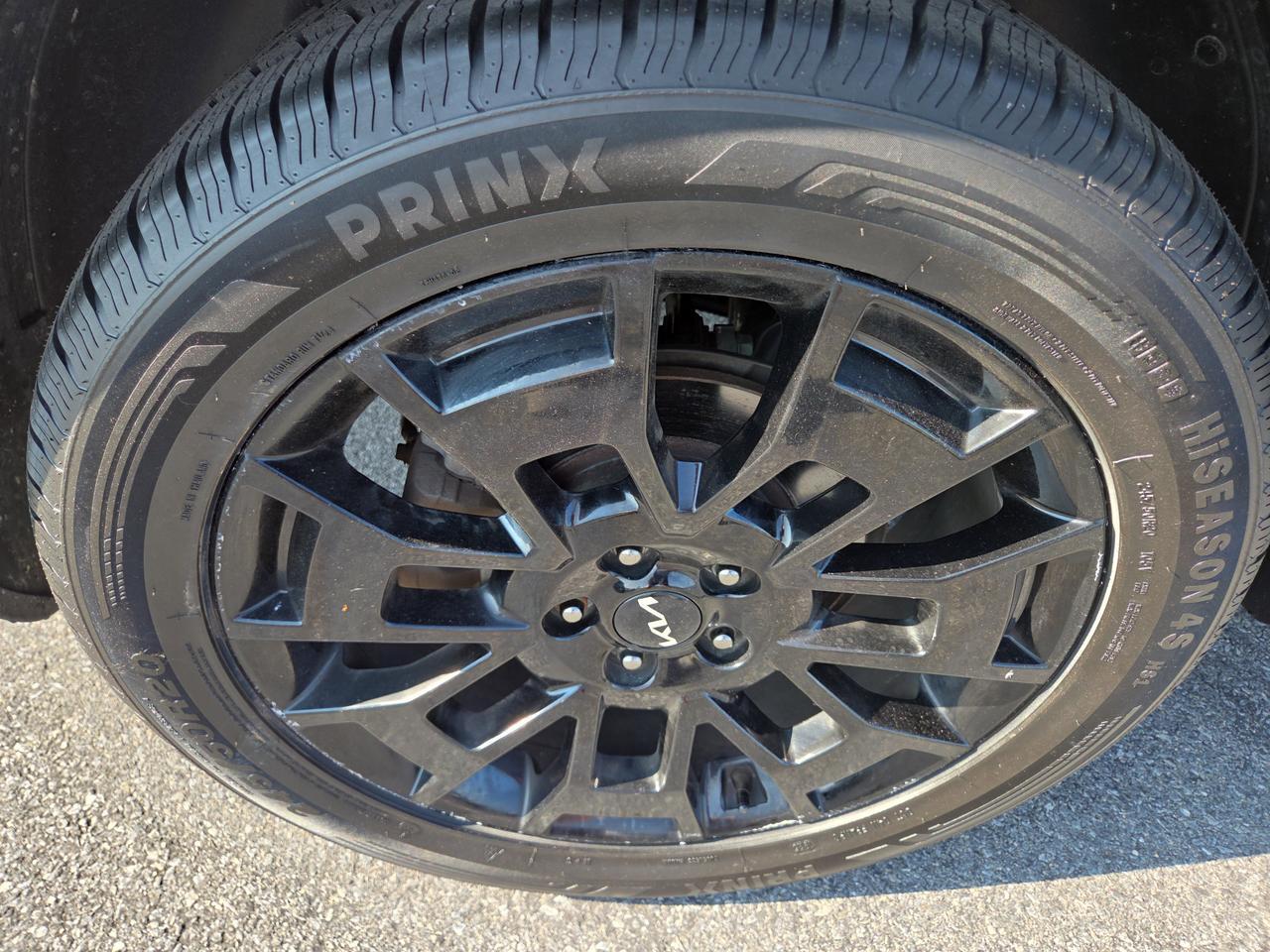 2022 Kia Telluride EX photo 9