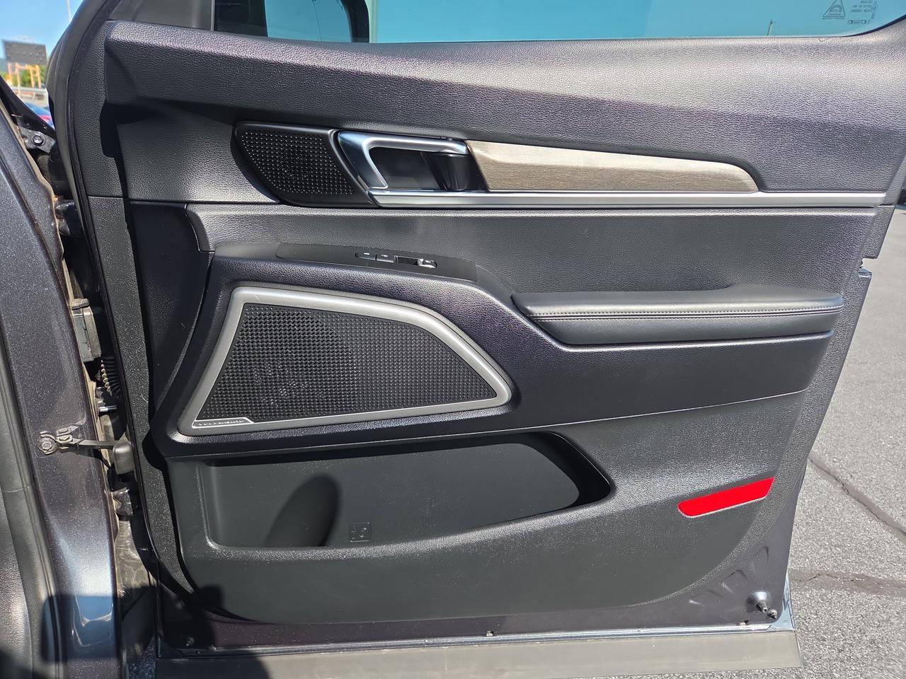 2022 Kia Telluride EX photo 16