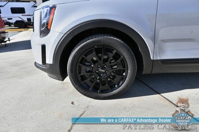 2022 Kia Telluride EX / AWD / Nightfall & Premium Pkg / Auto Start / Heated & Cooled Leather Seats / Heated Steering / Sunroof / NAV / Adaptive Cruise / Lane Depart & Blind Spot / Rear Captain Chairs / 3rd Row / Seats 7 / Tow Pkg / 1-Owner Anchorage AK