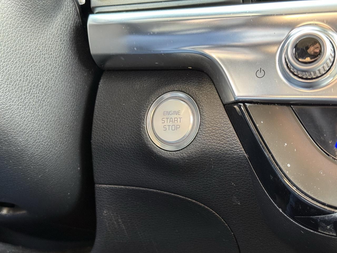 2022 Kia Telluride LX Crestwood KY