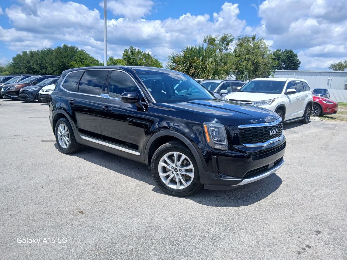 2022 Kia Telluride LX Sport Utility 4D