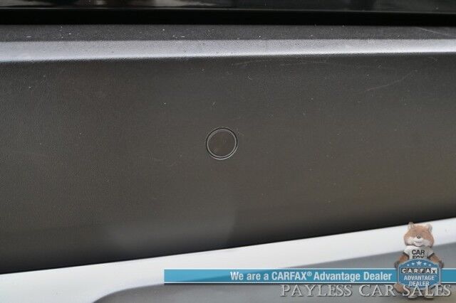 2022 Kia Telluride S / AWD / Auto Start / Power & Heated Leather Seats / NAV / Sunroof / Adaptive Cruise / Blind Spot & Lane Alert / Apple CarPlay & Android Auto / Keyless Entry & Start / 3rd Row / Seats 7 / 24 MPG / 1-Owner Anchorage AK