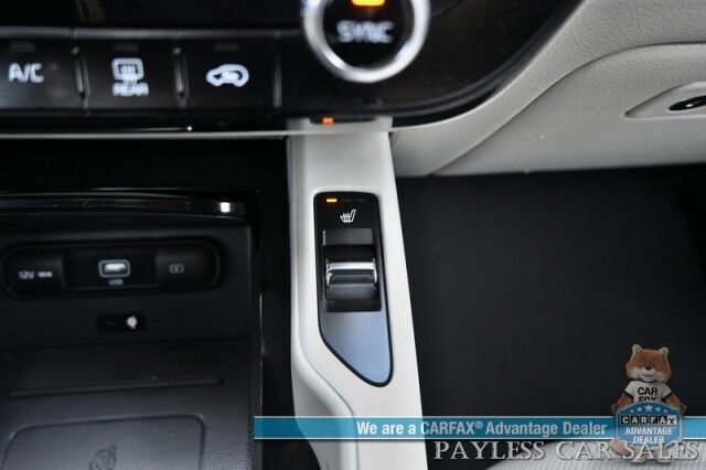 2022 Kia Telluride S / AWD / Auto Start / Power & Heated Leather Seats / NAV / Sunroof / Adaptive Cruise / Blind Spot & Lane Alert / Apple CarPlay & Android Auto / Keyless Entry & Start / 3rd Row / Seats 7 / 24 MPG / 1-Owner Anchorage AK