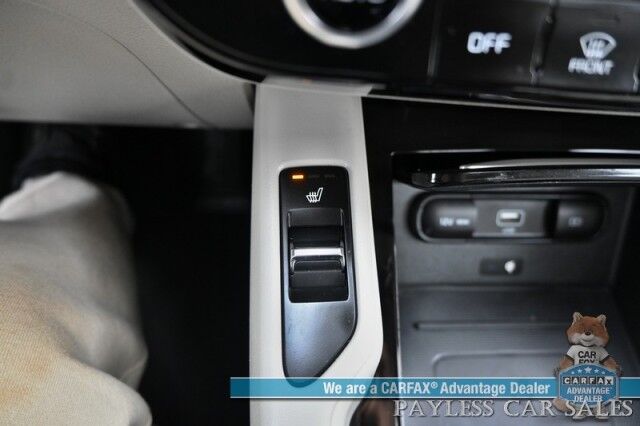 2022 Kia Telluride S / AWD / Auto Start / Power & Heated Leather Seats / NAV / Sunroof / Adaptive Cruise / Blind Spot & Lane Alert / Apple CarPlay & Android Auto / Keyless Entry & Start / 3rd Row / Seats 7 / 24 MPG / 1-Owner Anchorage AK