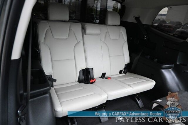 2022 Kia Telluride S / AWD / Auto Start / Power & Heated Leather Seats / NAV / Sunroof / Adaptive Cruise / Blind Spot & Lane Alert / Apple CarPlay & Android Auto / Keyless Entry & Start / 3rd Row / Seats 7 / 24 MPG / 1-Owner Anchorage AK