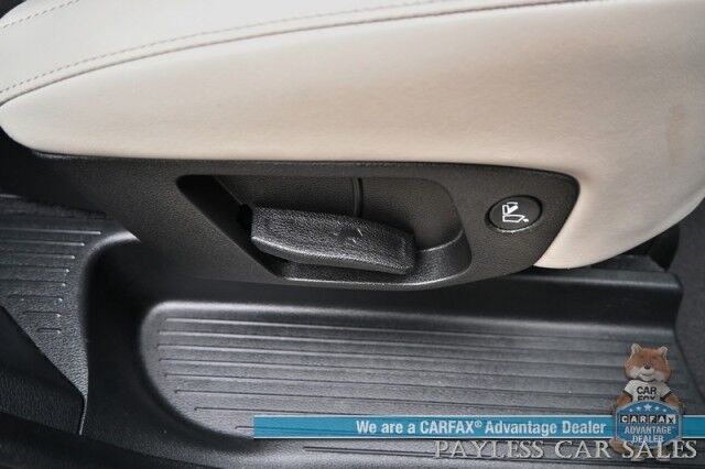 2022 Kia Telluride S / AWD / Auto Start / Power & Heated Leather Seats / NAV / Sunroof / Adaptive Cruise / Blind Spot & Lane Alert / Apple CarPlay & Android Auto / Keyless Entry & Start / 3rd Row / Seats 7 / 24 MPG / 1-Owner Anchorage AK