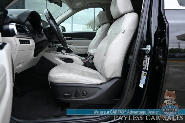 2022 Kia Telluride S / AWD / Auto Start / Power & Heated Leather Seats / NAV / Sunroof / Adaptive Cruise / Blind Spot & Lane Alert / Apple CarPlay & Android Auto / Keyless Entry & Start / 3rd Row / Seats 7 / 24 MPG / 1-Owner Anchorage AK