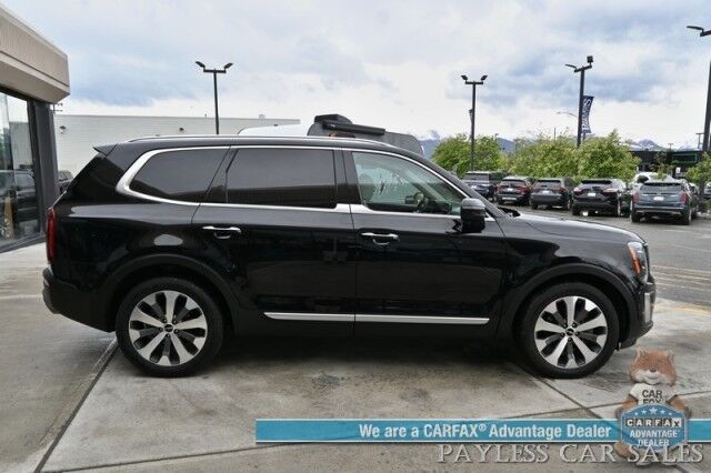 2022 Kia Telluride S / AWD / Auto Start / Power & Heated Leather Seats / NAV / Sunroof / Adaptive Cruise / Blind Spot & Lane Alert / Apple CarPlay & Android Auto / Keyless Entry & Start / 3rd Row / Seats 7 / 24 MPG / 1-Owner Anchorage AK