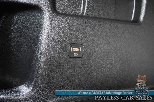 2022 Kia Telluride S / AWD / Auto Start / Power & Heated Leather Seats / NAV / Sunroof / Adaptive Cruise / Blind Spot & Lane Alert / Apple CarPlay & Android Auto / Keyless Entry & Start / 3rd Row / Seats 7 / 24 MPG / 1-Owner Anchorage AK