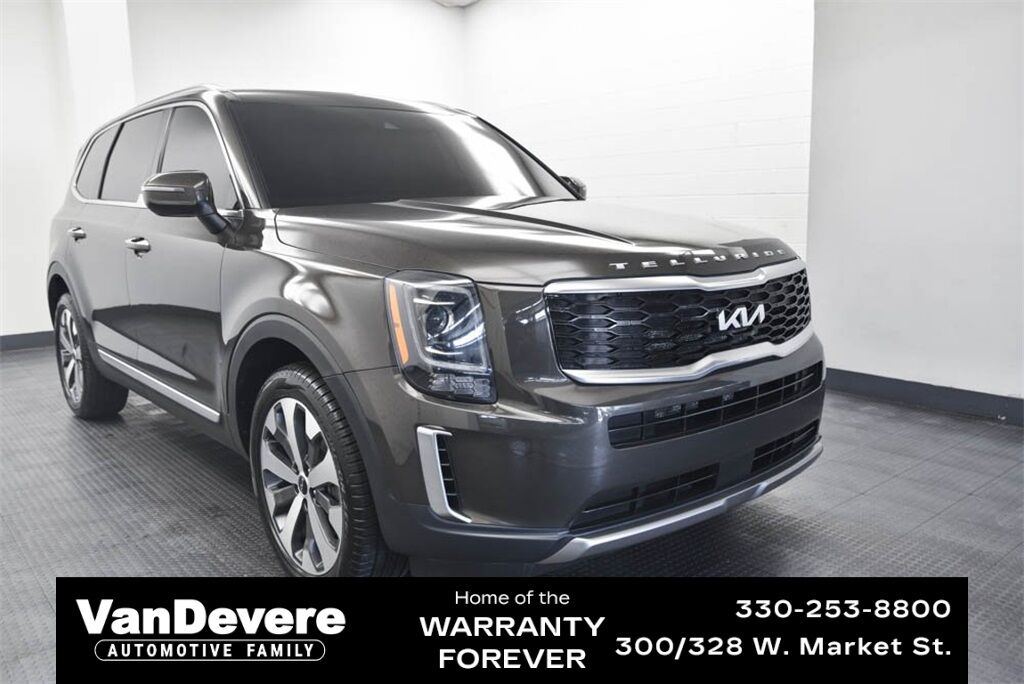 Used 2022 Kia Telluride S FWD