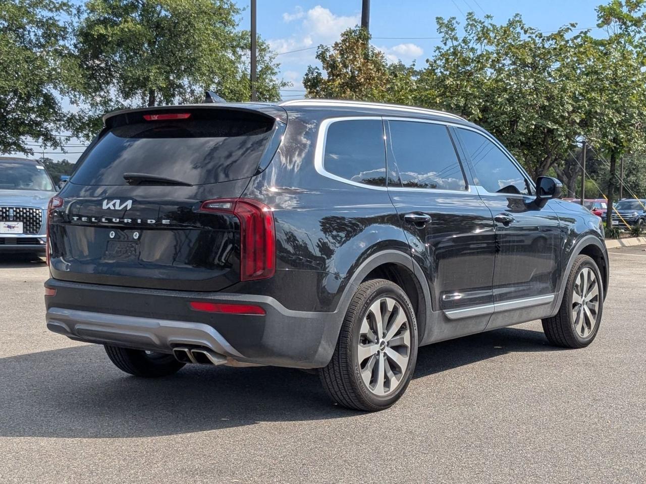2022 Kia Telluride S