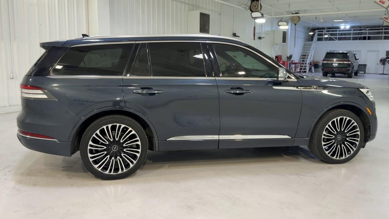 2022 LINCOLN Aviator Black Label