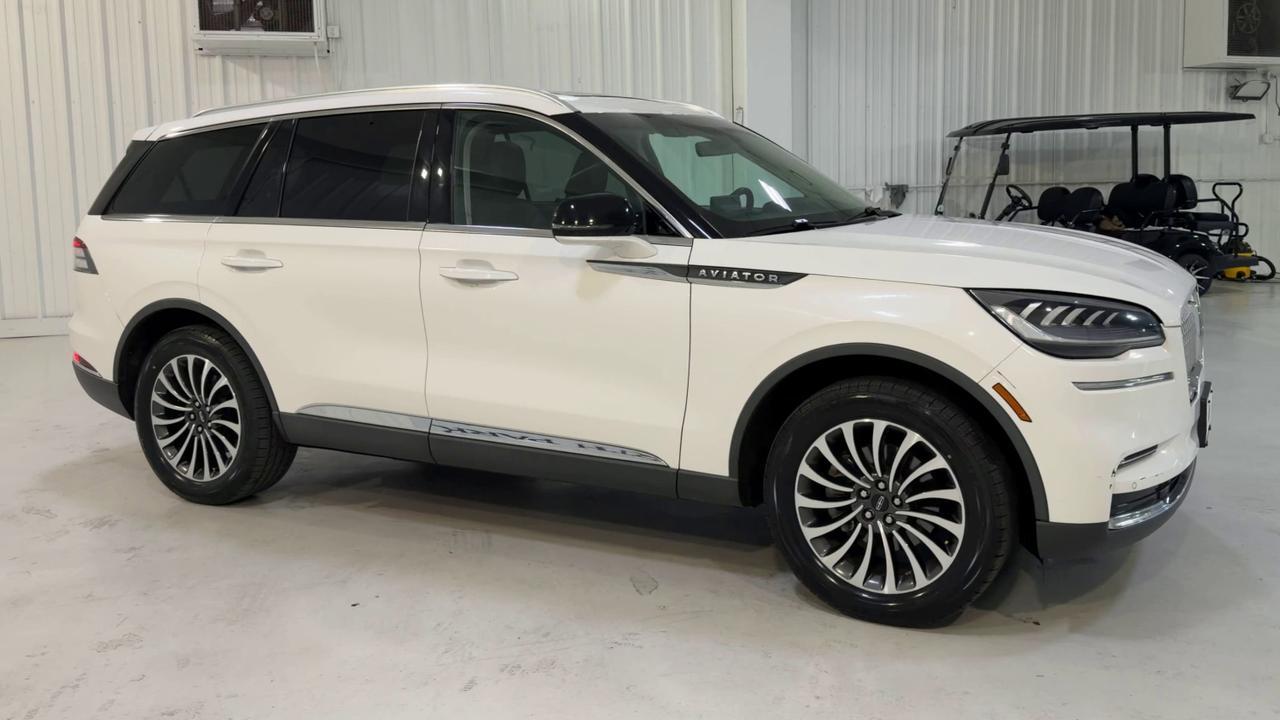 2022 LINCOLN Aviator Standard