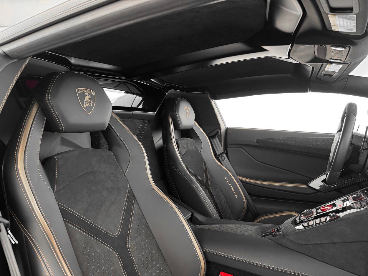 2022 Lamborghini Aventador LP 780-4 Ultimae Bellevue WA