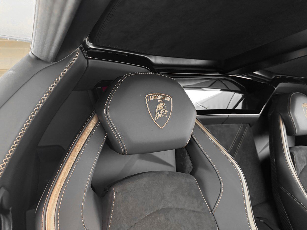 2022 Lamborghini Aventador LP 780-4 Ultimae Bellevue WA