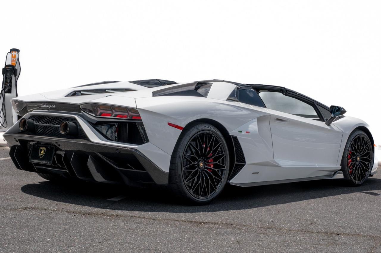 2022 Lamborghini Aventador LP 780-4 Ultimae Roadster Brentwood TN