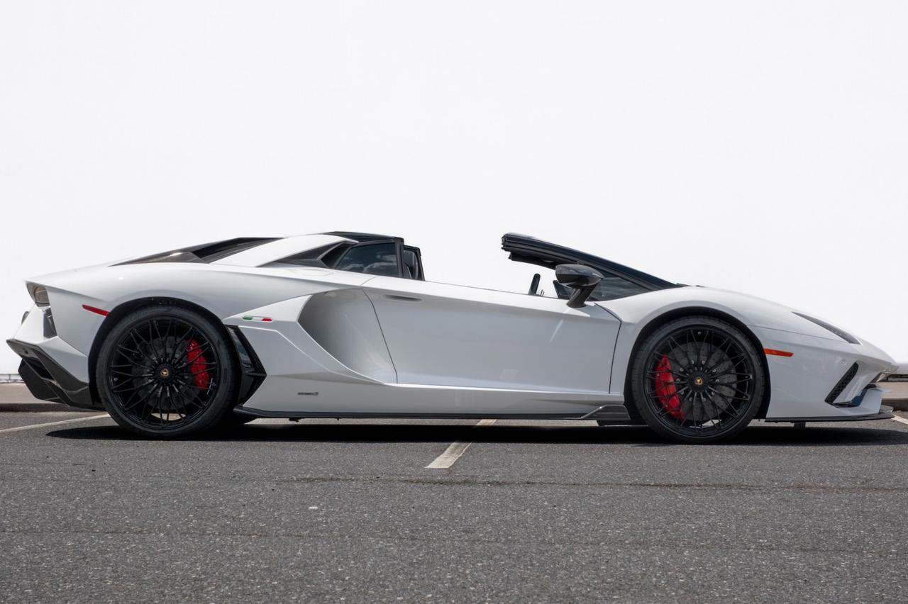2022 Lamborghini Aventador LP 780-4 Ultimae Roadster Charlotte NC